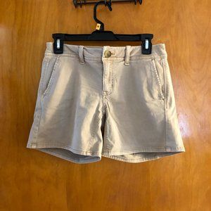 NEW American Eagle Khaki Shorts
